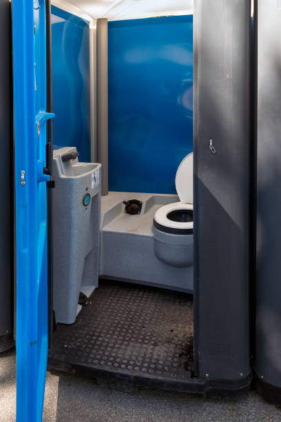 Best Portable restroom trailer rental  in Upland, CA